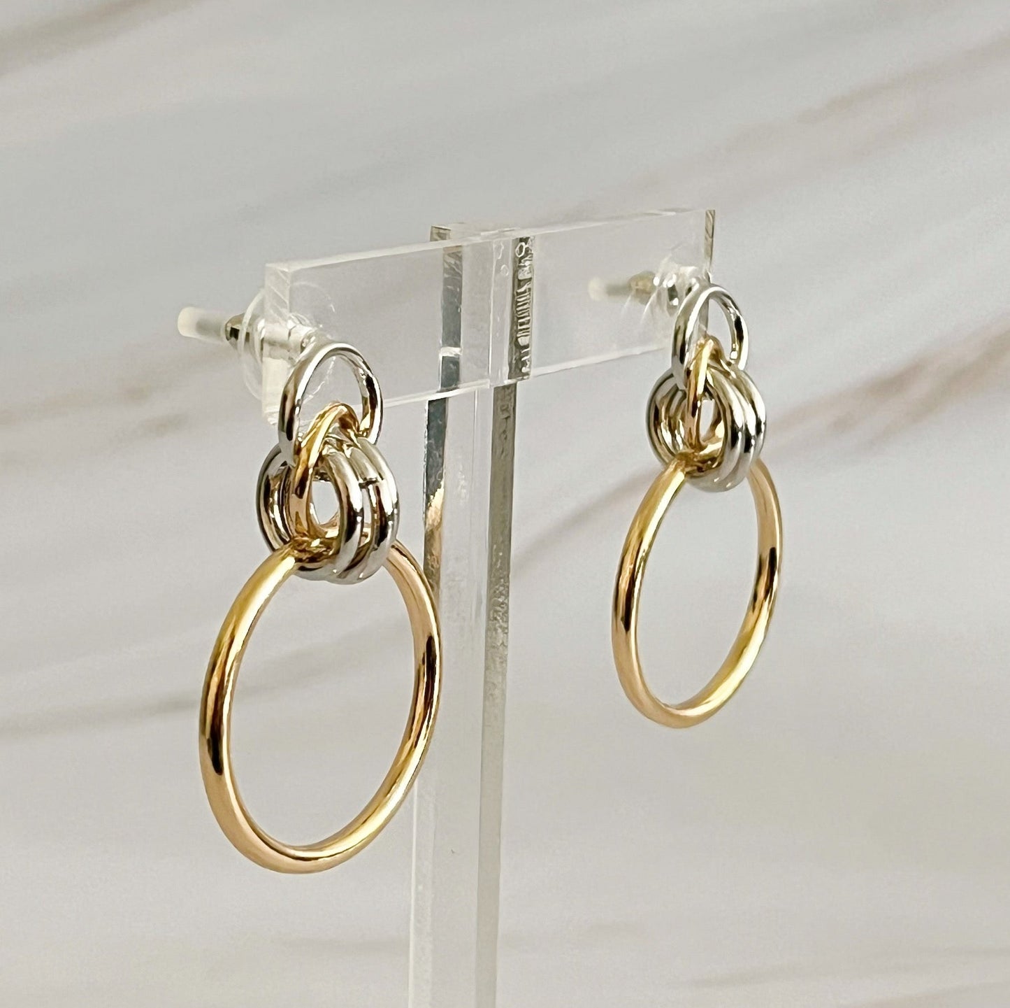 Knock On The Beauty Hoop Earrings